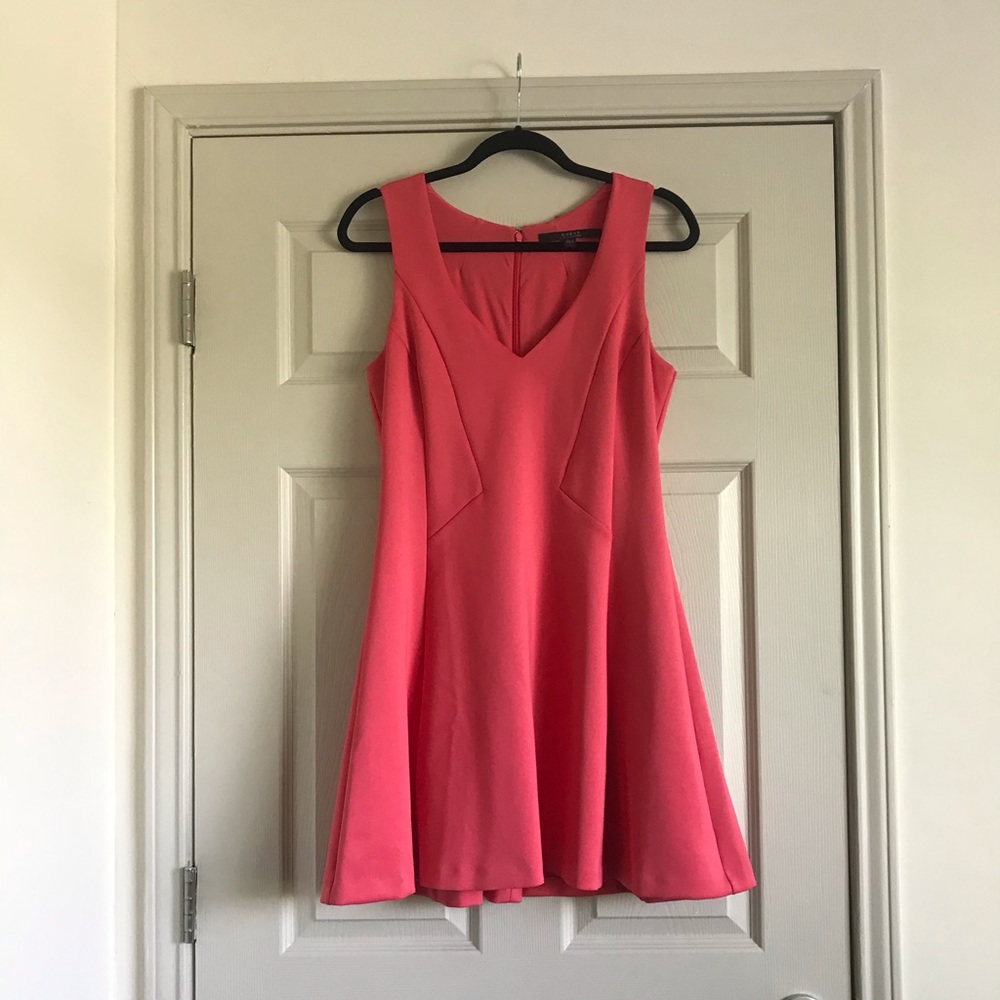 NWOT GUESS Sleeveless Fit and Flare Coral Dress L
